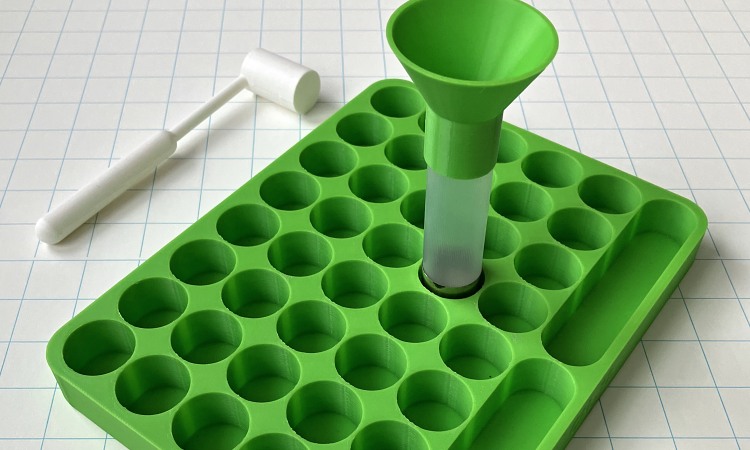 Přebíjecí zásobník poskytuje bezpečné přenášení